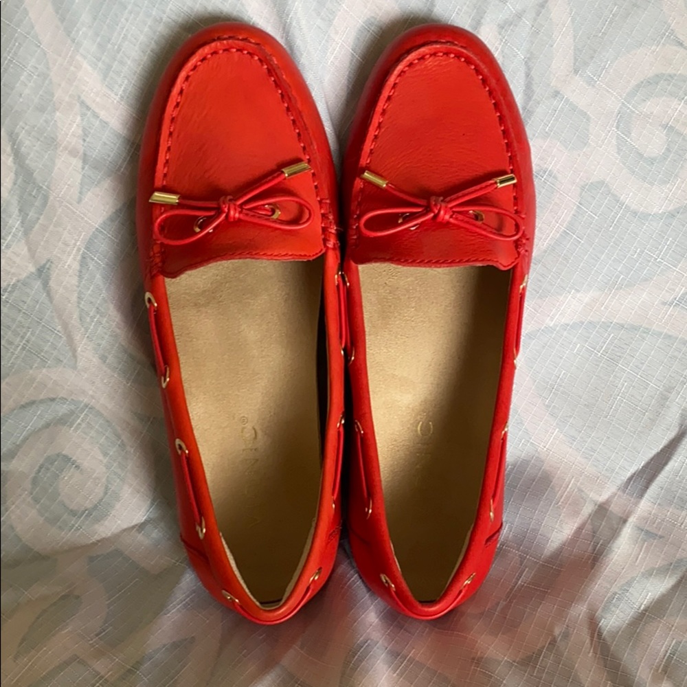 Vionic Virginia Leather Moccasins sz 8 red